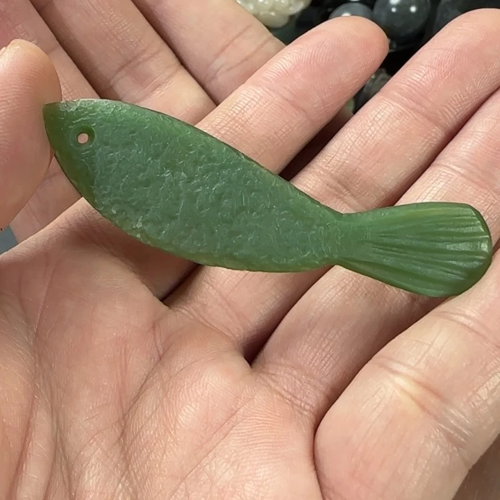 和田玉未镶嵌颈饰福利