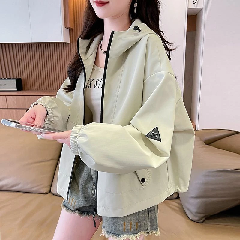 初秋独特超好看外套女2025秋季新款韩版休闲宽松百搭连帽夹克上衣