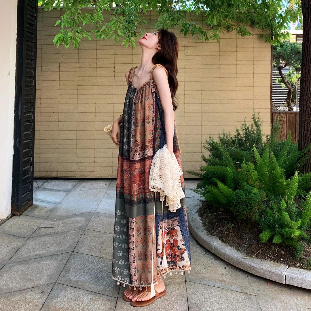 法式波西米亚民族风穿搭女2025夏季新款镂空开衫印花吊带裙两件套