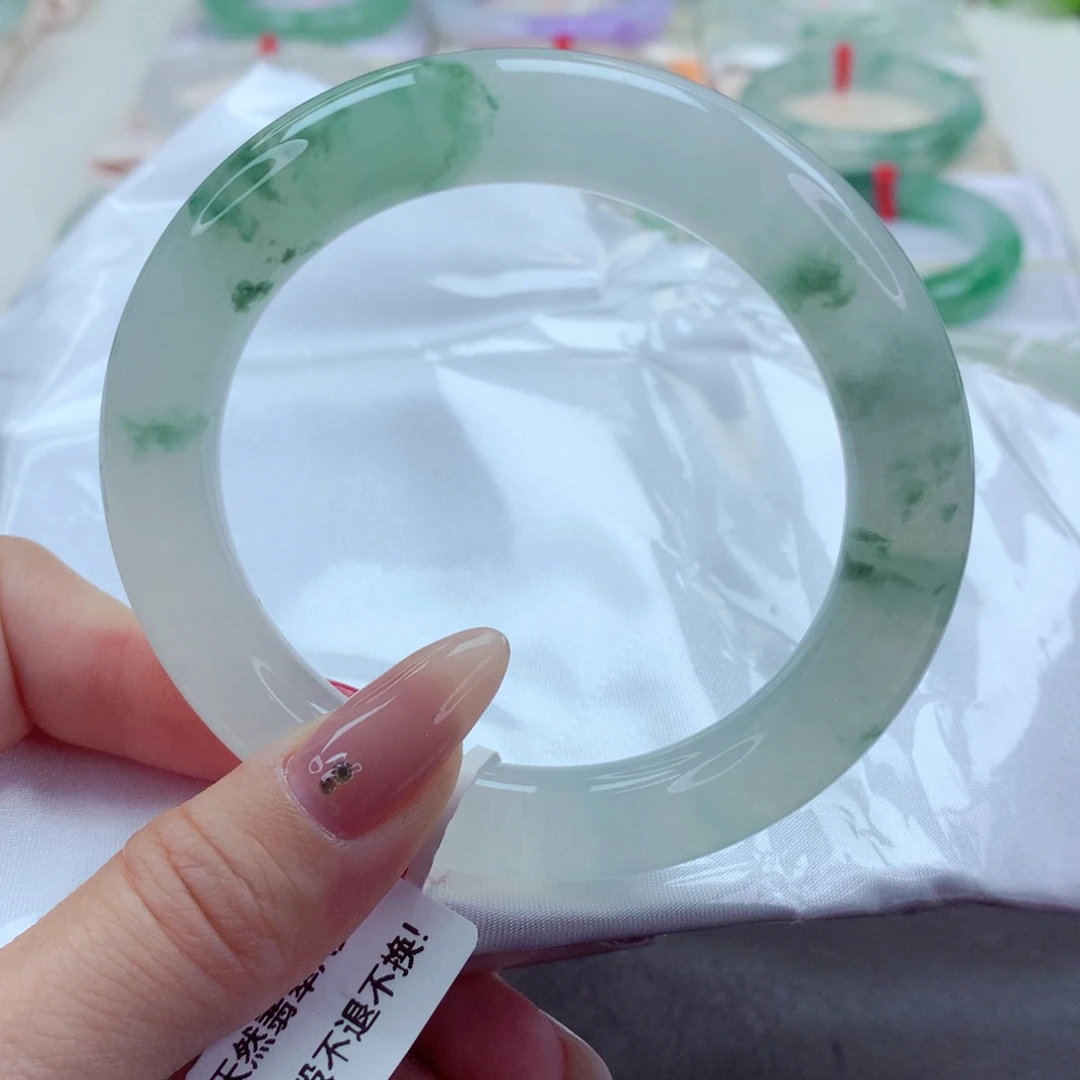 未镶嵌手镯翡翠9914皓腕凝霜 干净 珠光宝气