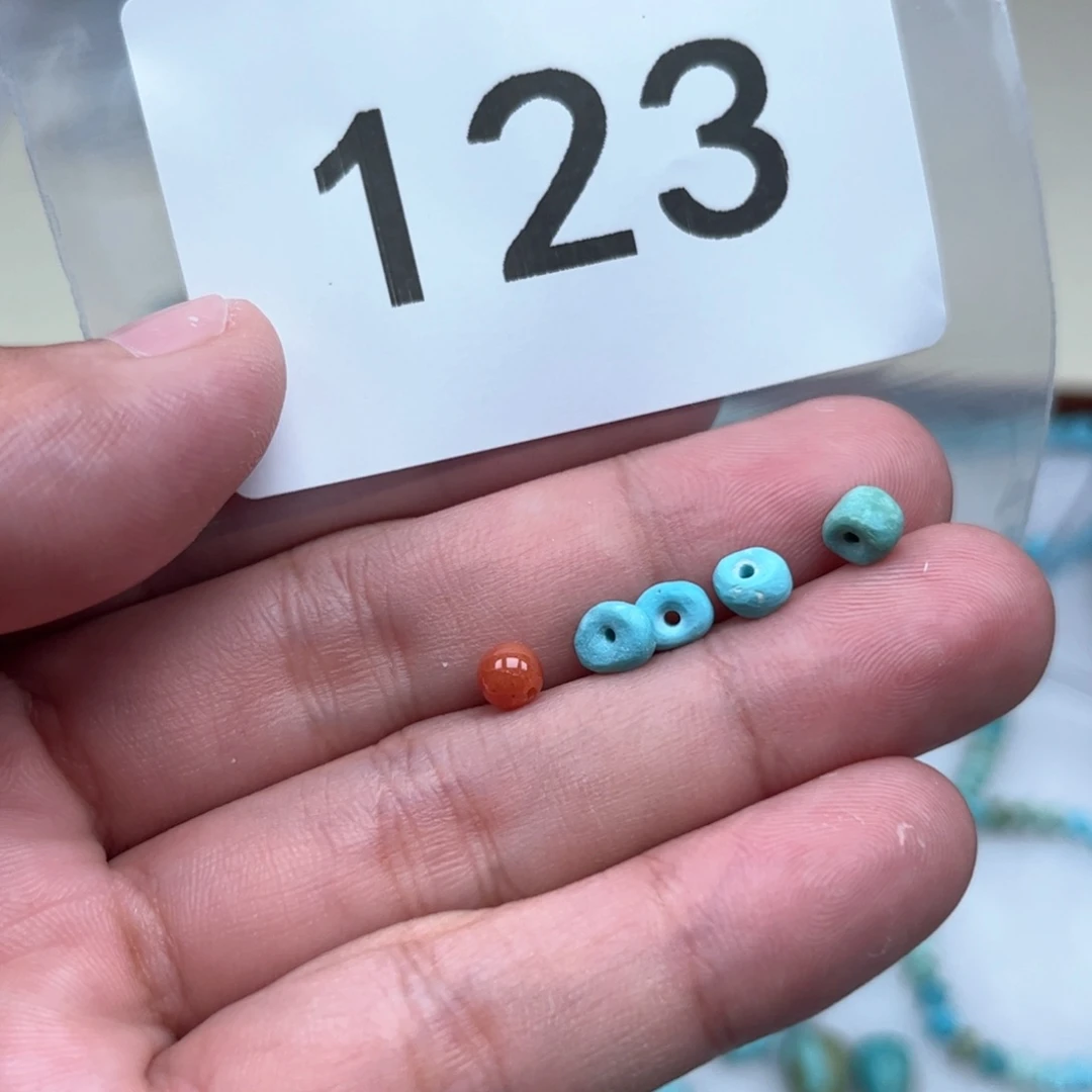 南红玛瑙未镶嵌珠宝奇石