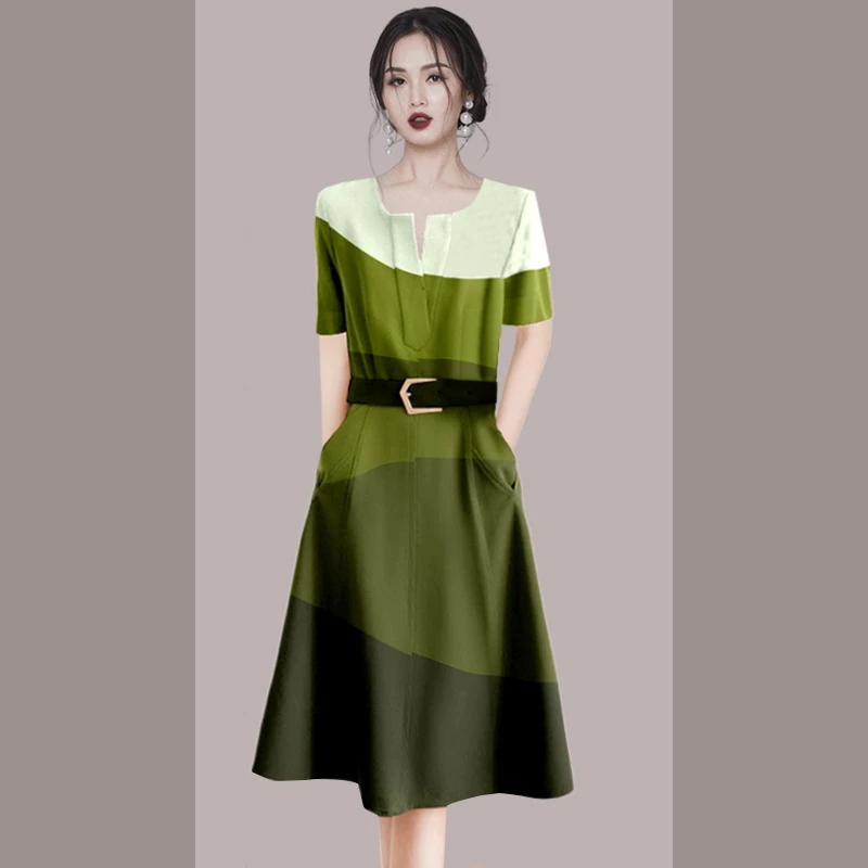 时尚V领收腰绿色连衣裙2025女新款夏季短袖气质中长裙子