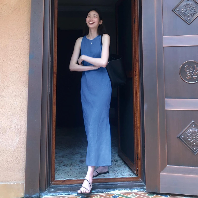 法式复古蓝色背心连衣裙子女新款夏季海边度假风收腰气质长裙3510