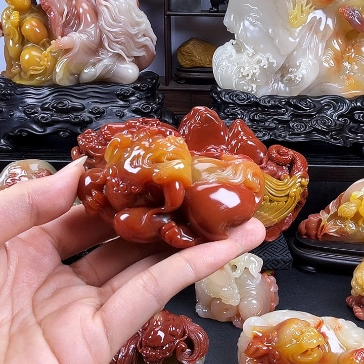 橘***人寿山石瑞兽呈祥寿山石