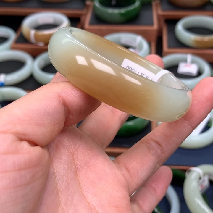 和田玉手镯5657圈口未镶嵌