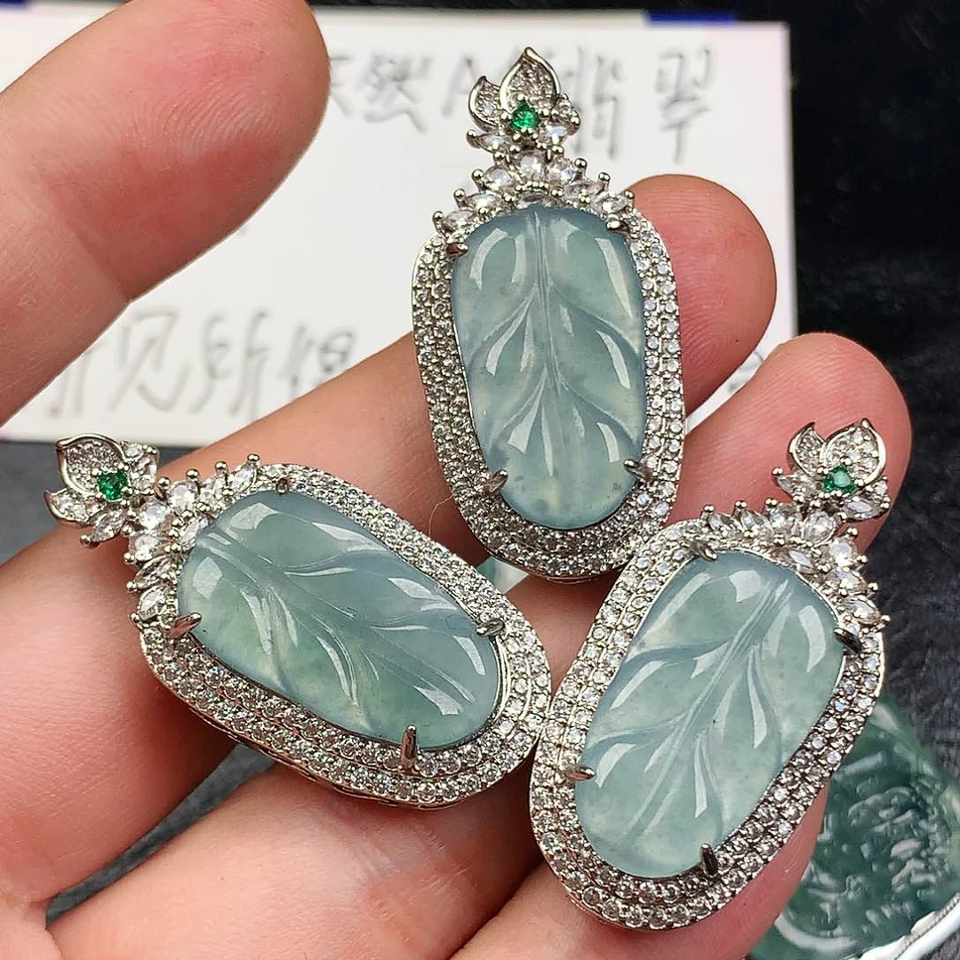 翡翠未镶嵌颈饰叶子