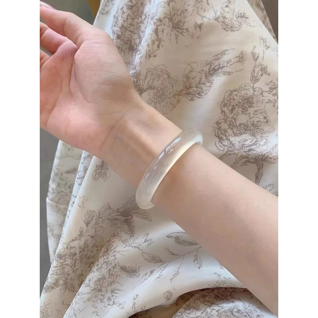 冰冰白手镯乳白月光手镯体验精品款正圈圆条网红