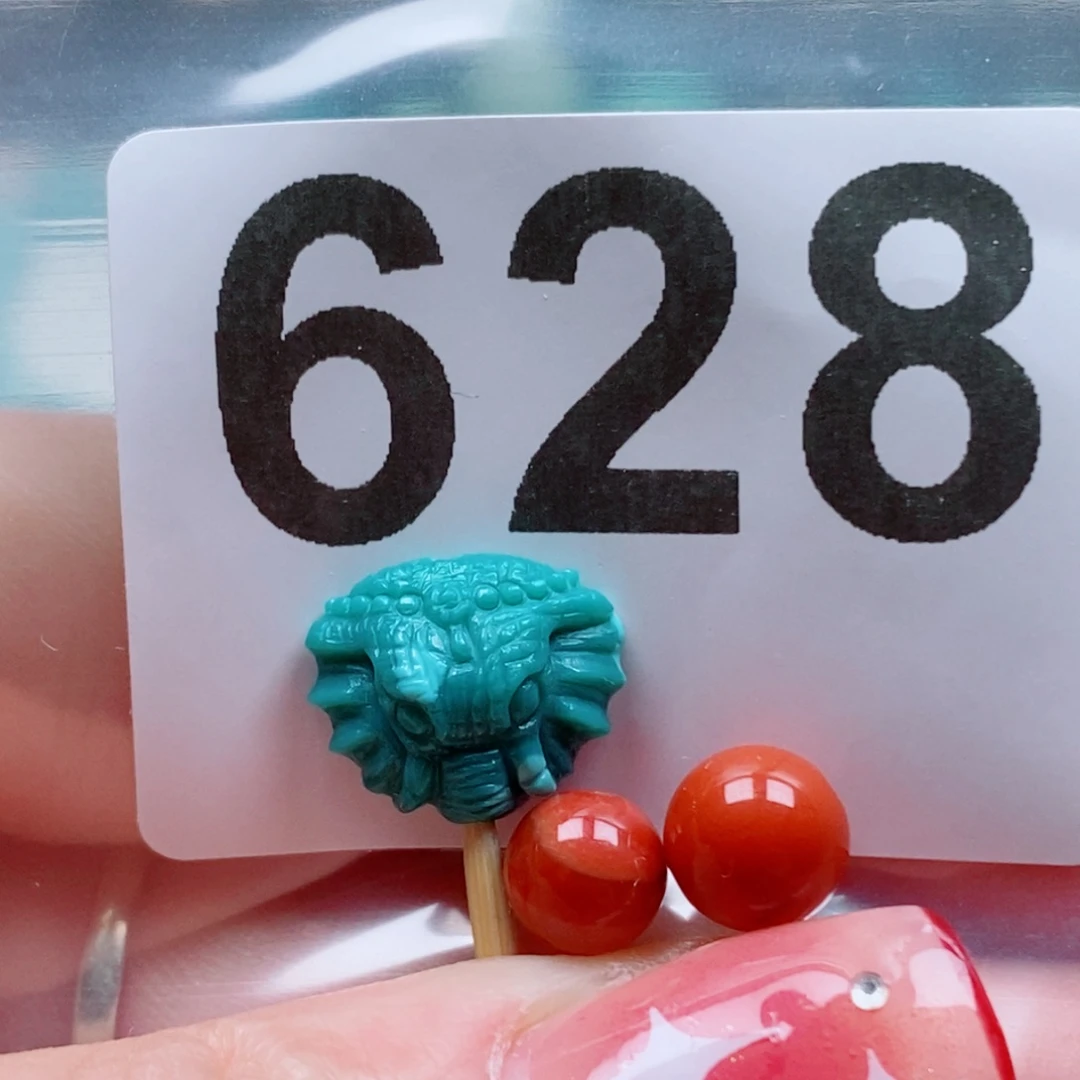 南红玛瑙未镶嵌珠宝奇石