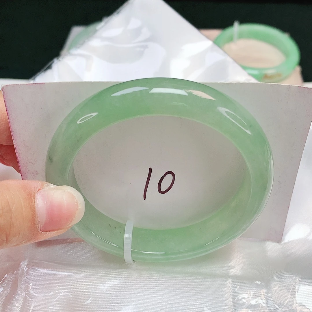 翡翠未镶嵌手镯正圈55