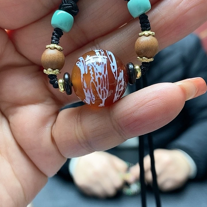 玛瑙/玉髓颈饰合金