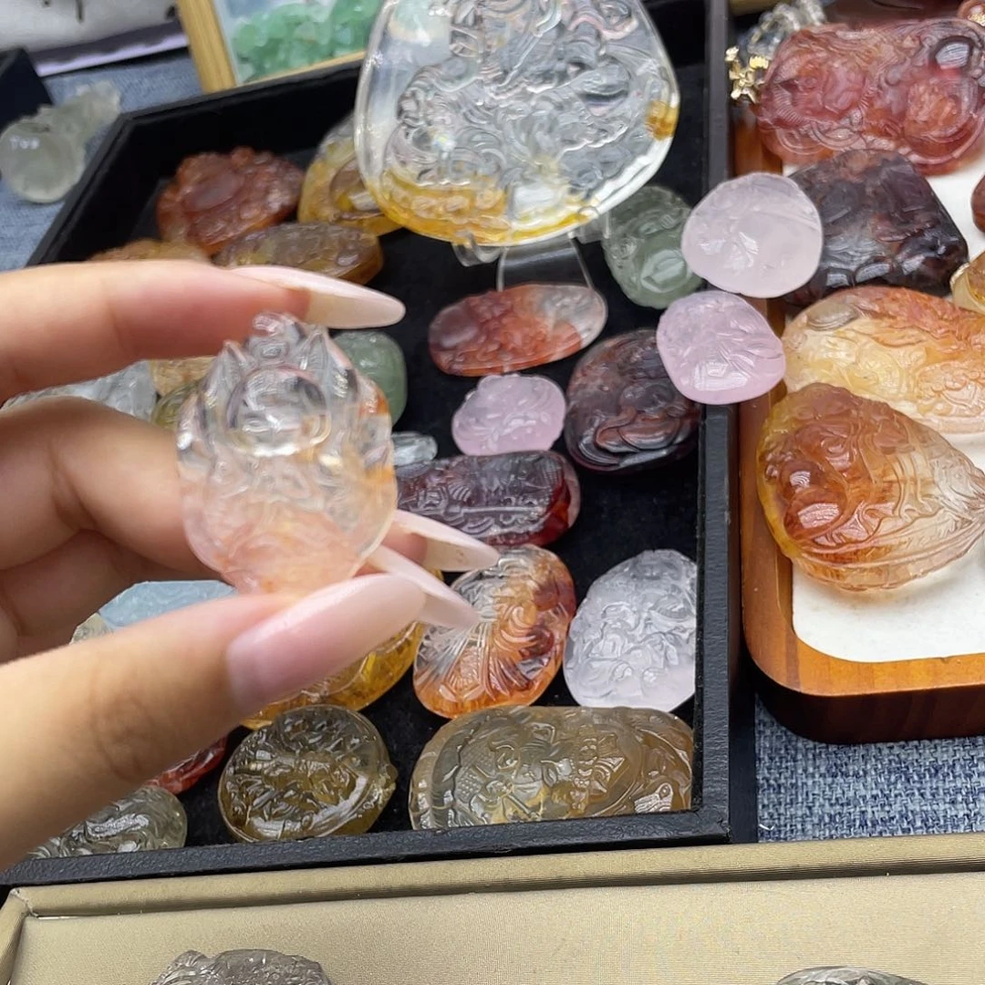 颈饰未镶嵌水晶天然