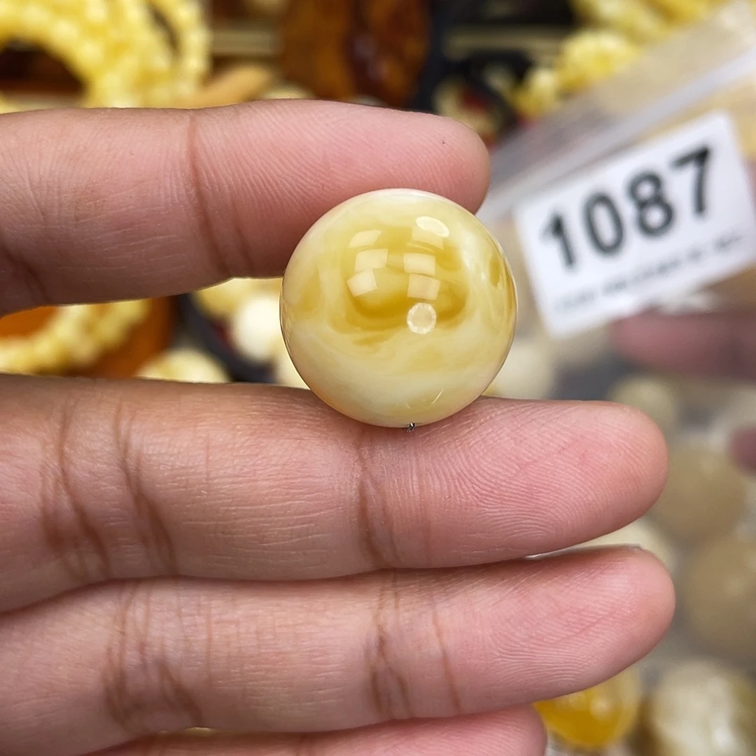 蜜蜡未镶嵌珠宝奇石20.2