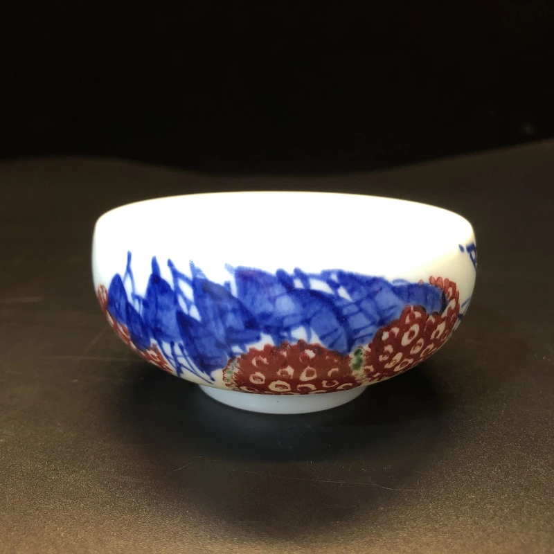 12.30a/N100130/00714/青花釉里红荔枝普洱杯/口径8.4/高4/90cc