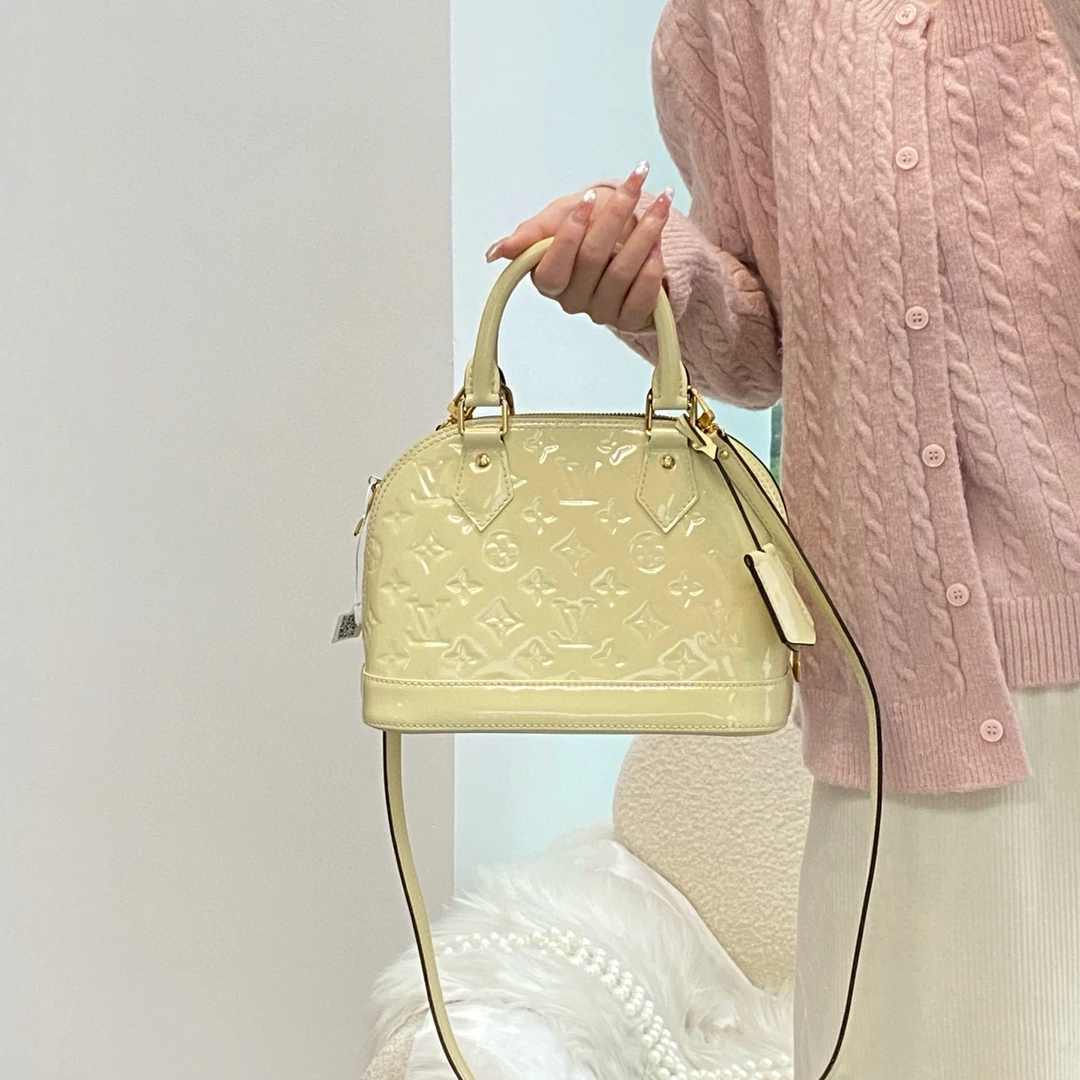 95新 LouisVuitton/路易威登 lv小鸡黄贝壳手拎斜挎包