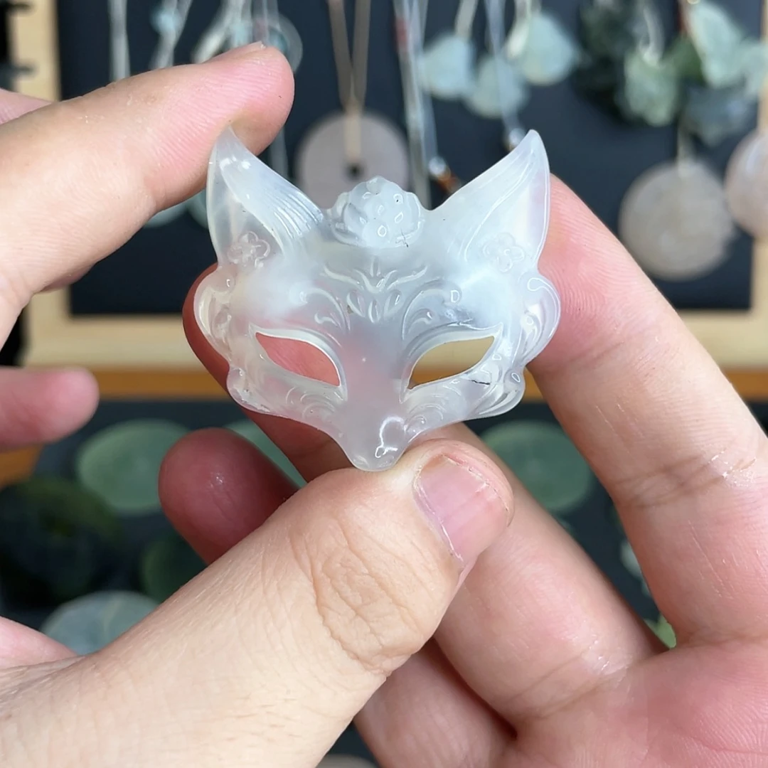 【闪购商品】岫玉未镶嵌颈饰面具