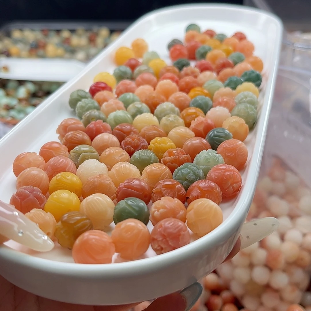 白玉菩提吊坠q12mm/20+2颗有钱花