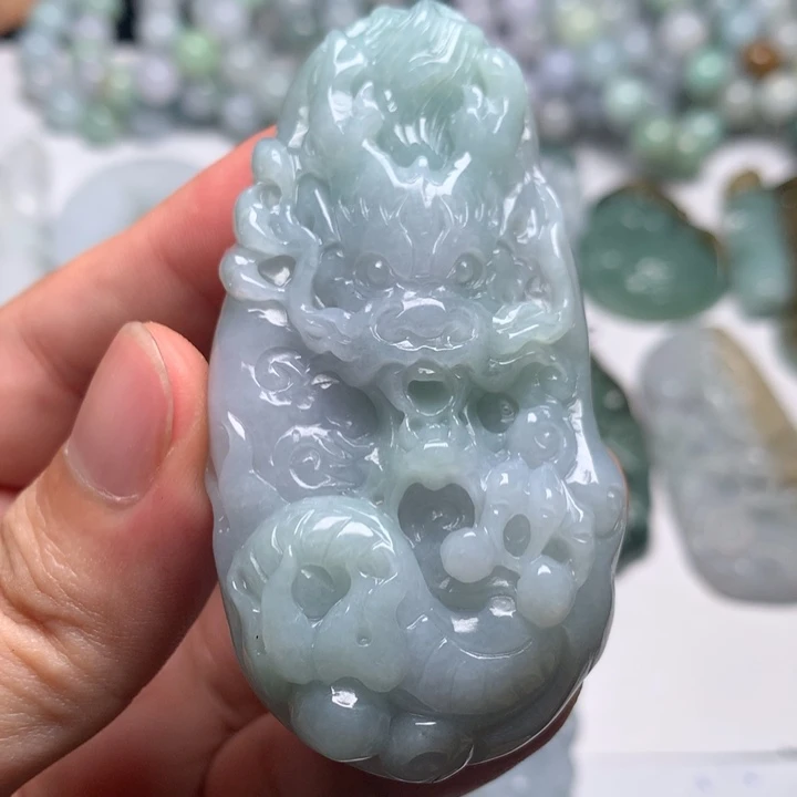 翡翠未镶嵌颈饰龙牌35