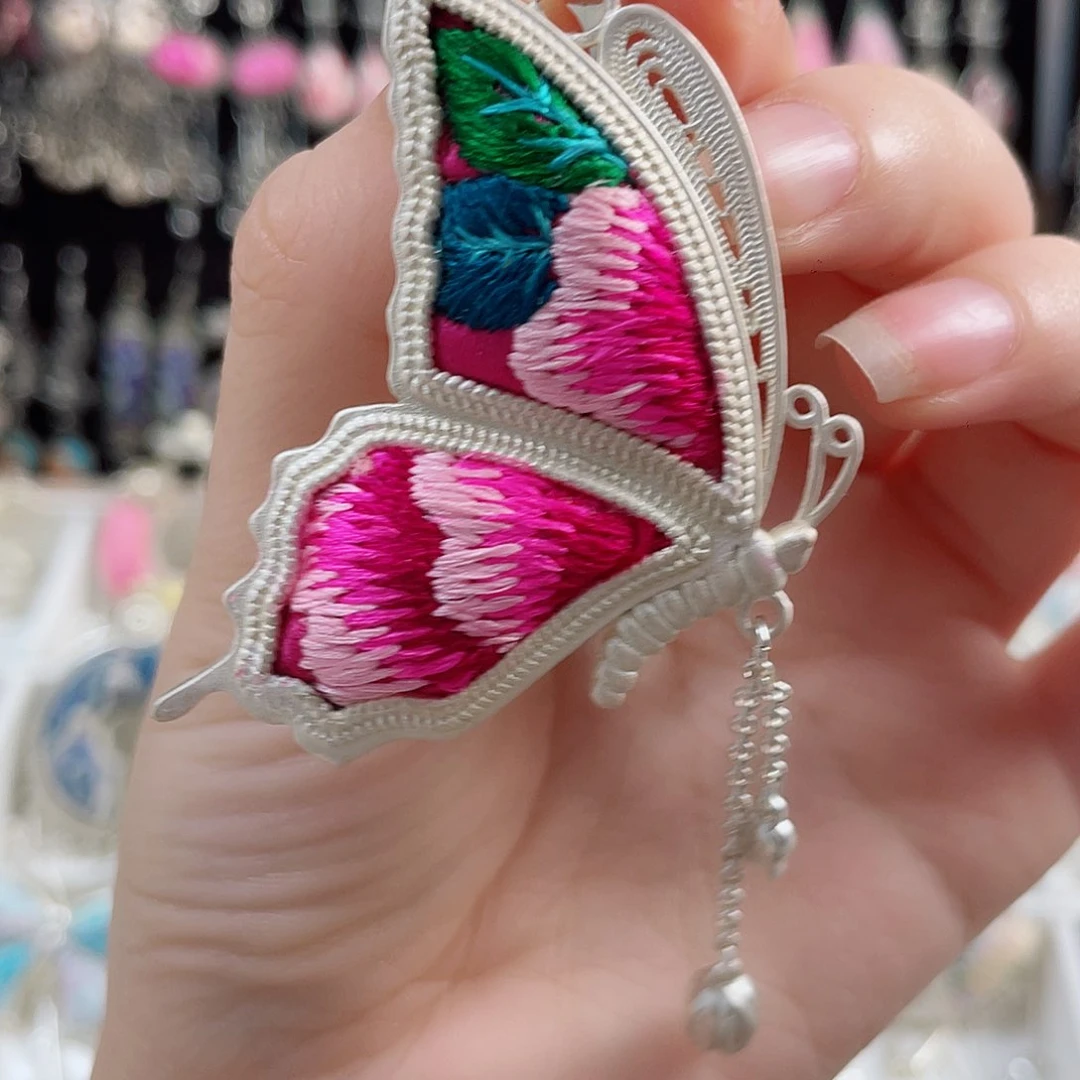 织绣非遗刺绣饰品