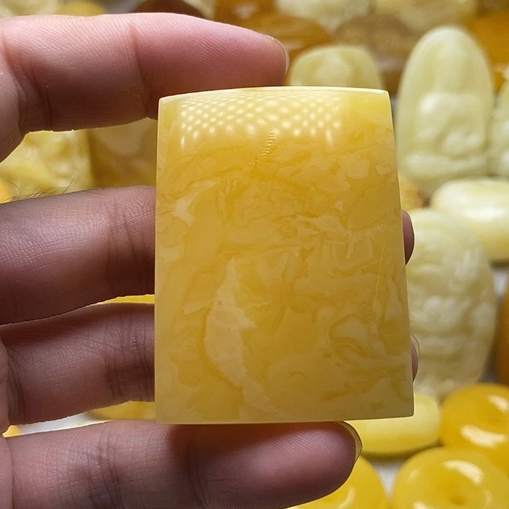 琥珀颈饰未镶嵌琥珀蜜蜡吊坠