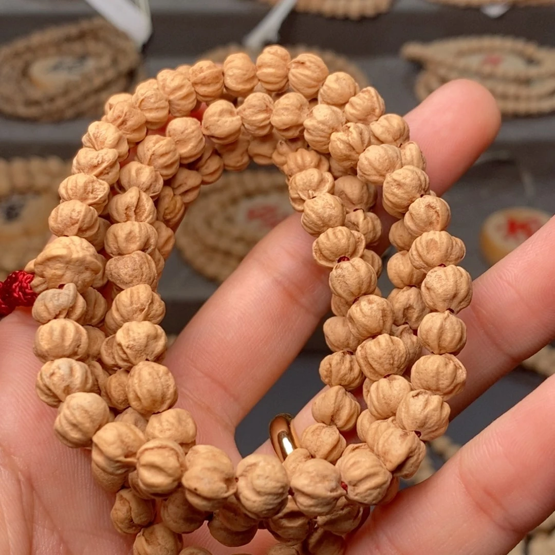 柏香籽/百香籽吊坠宝**?