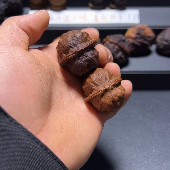 文玩核桃把件B水晶元宝37mm