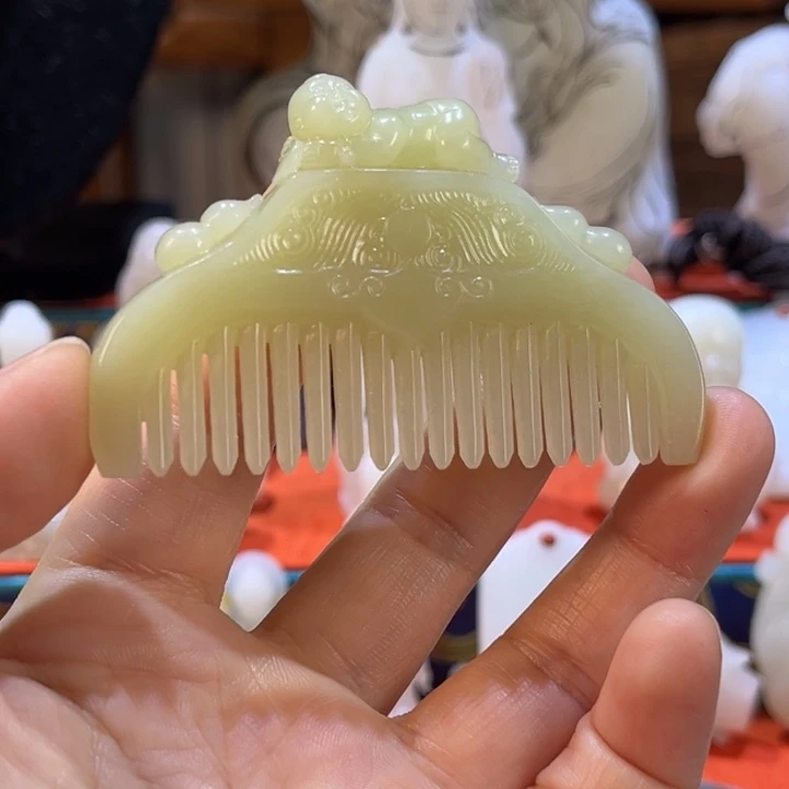 和田玉（糖玉）未镶嵌挂件