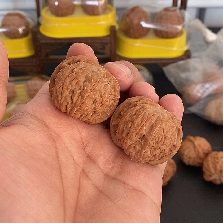 吊坠文玩核桃40尺，正磨
