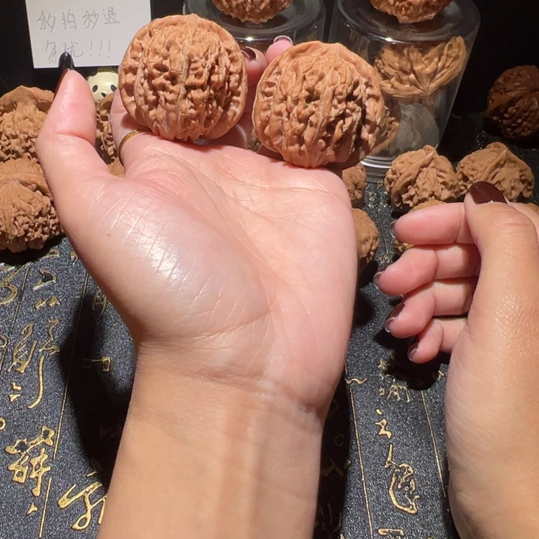 吊坠文玩核桃四座楼42手把件120