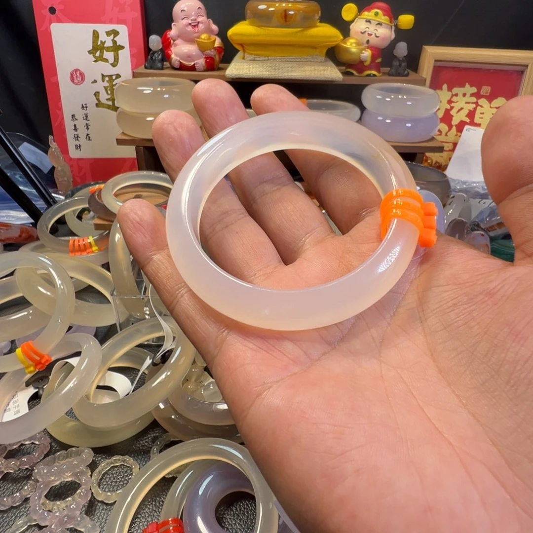 我***天玛瑙/玉髓手镯未镶嵌