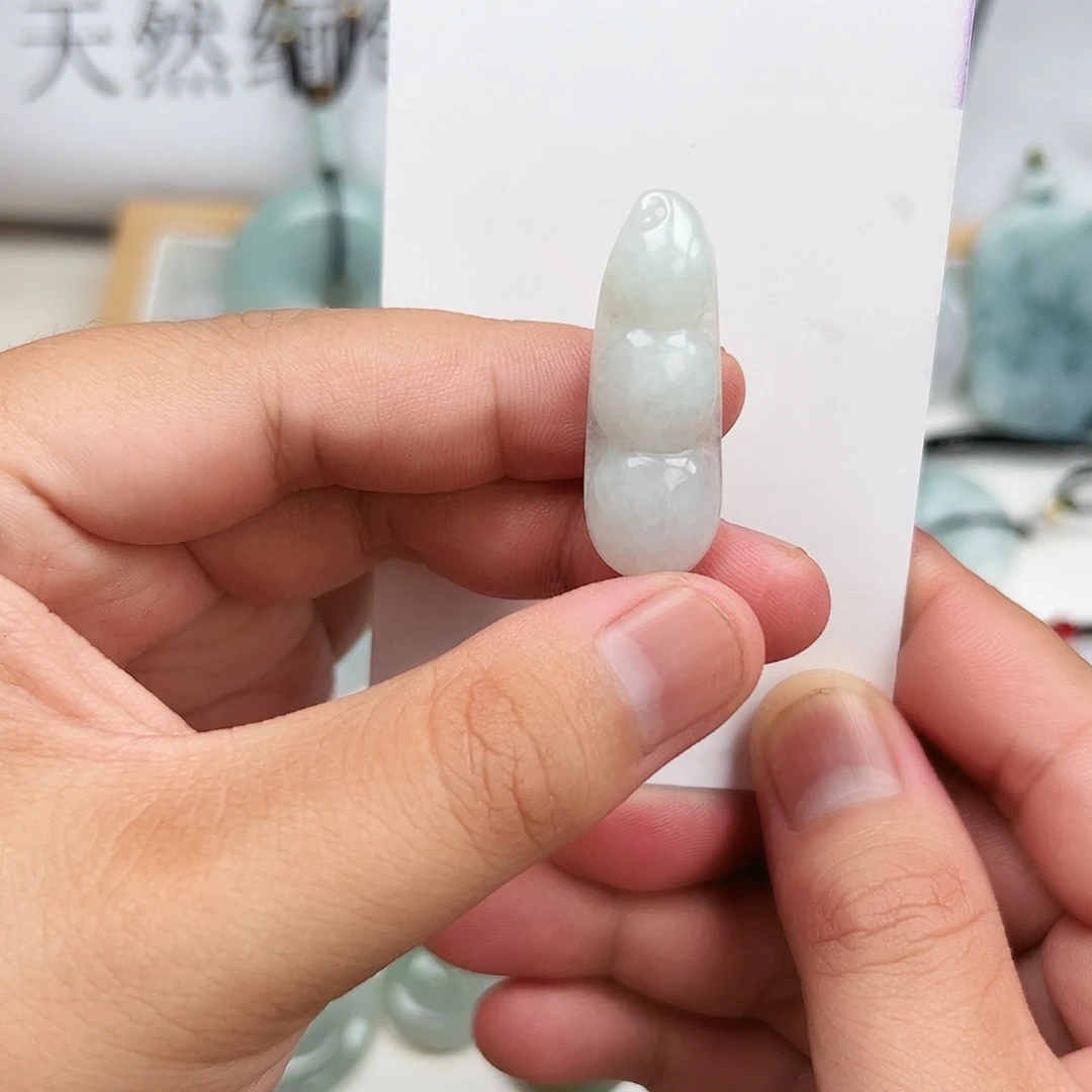 翡翠未镶嵌吊坠(不含链)翡翠