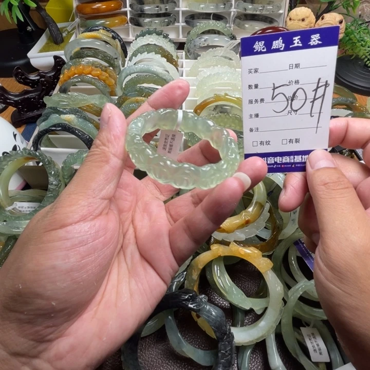 未镶嵌蛇纹石玉手镯