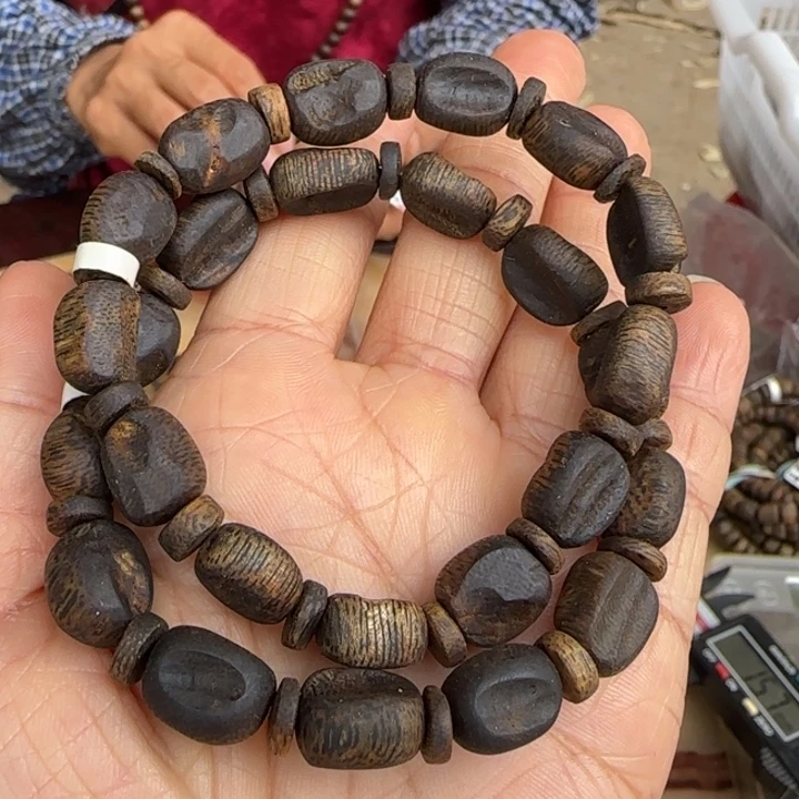 沉香手串白棋沉水7克卡9多样性发1条
