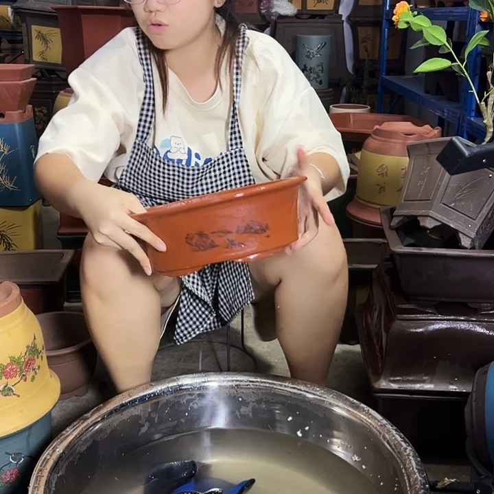 宜兴紫砂花盆30红椭圆
