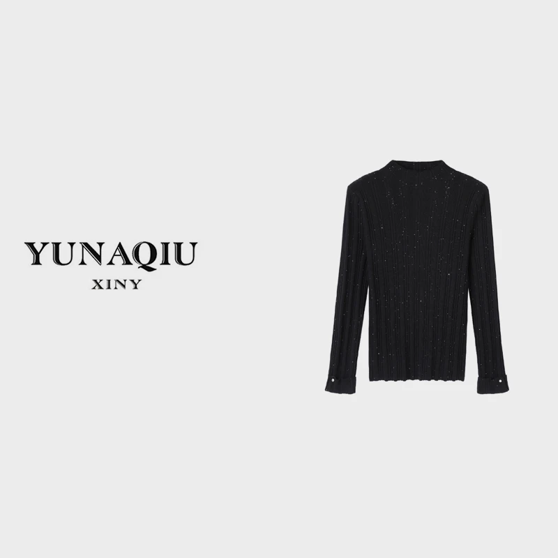 YUNAQIU 黑色亮丝羊毛珠片半高领显瘦内搭套头针织衫-6017
