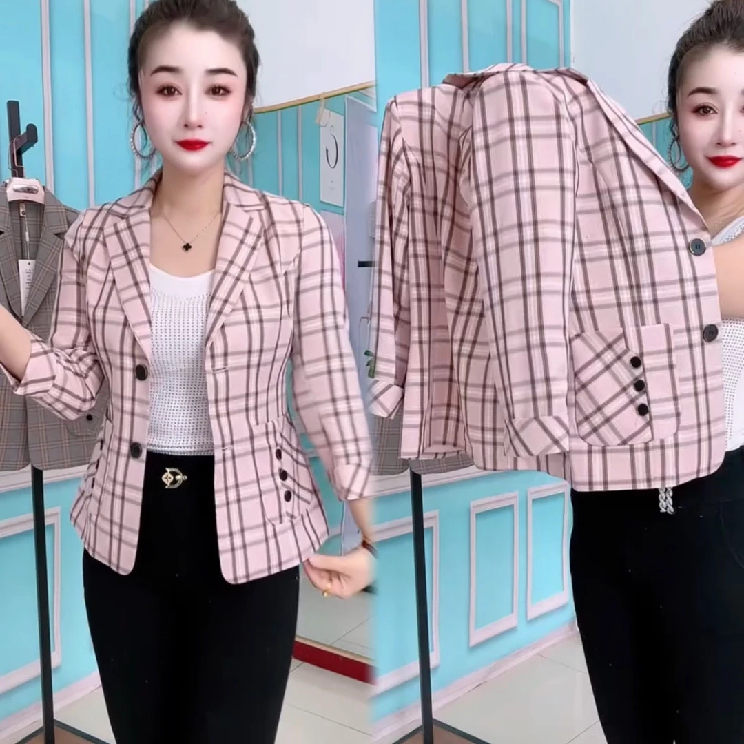 2025新款时尚百搭西服外套大码妈妈遮肉显瘦潮流格子气质女士西装