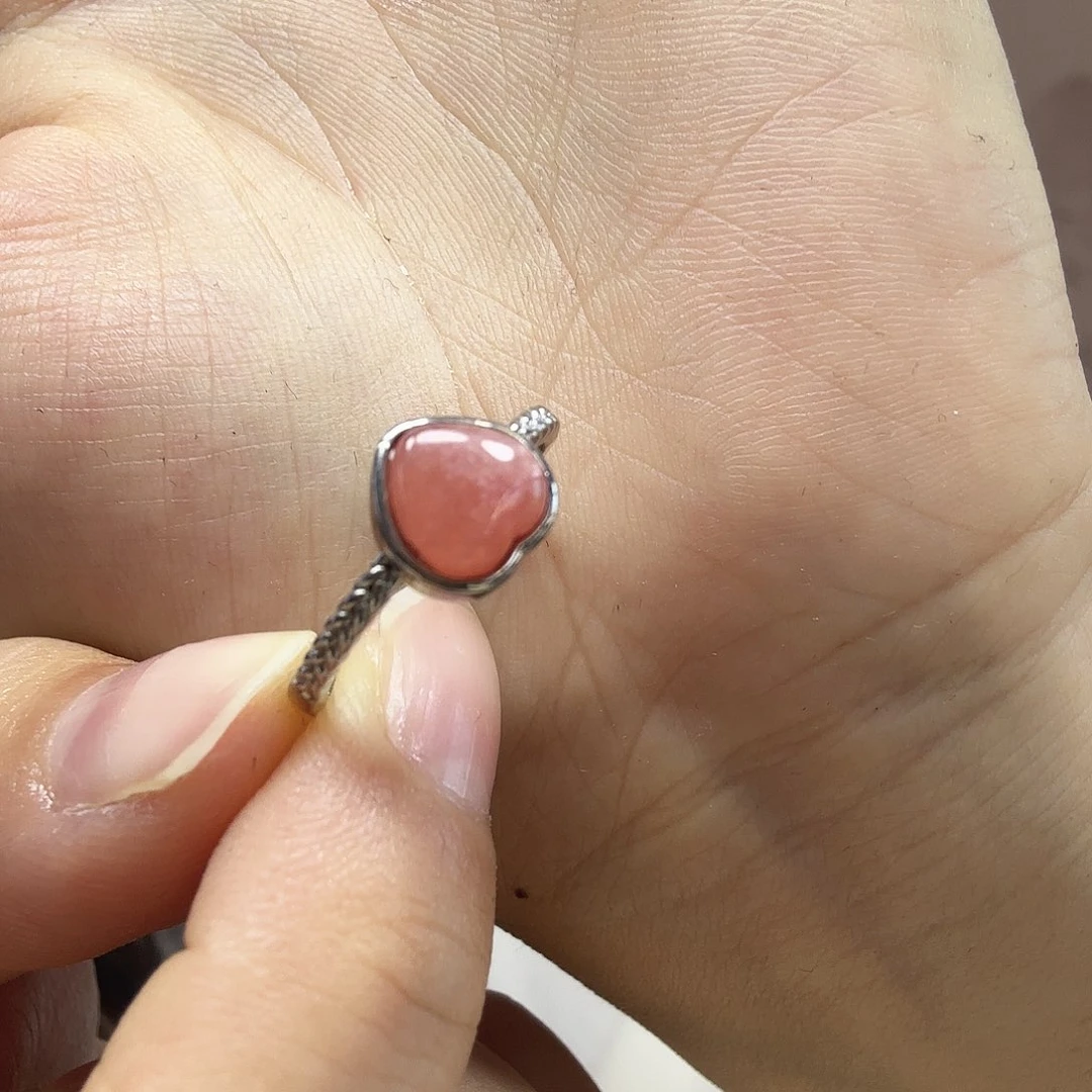 水晶手链未镶嵌红文戒指