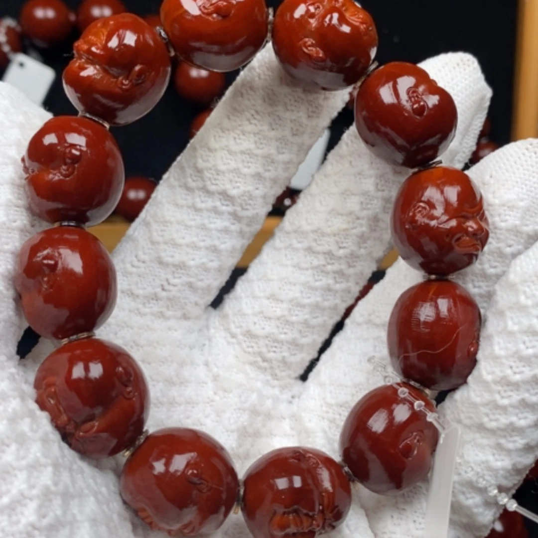 【闪购商品】吊坠橄榄核4****886546798778899