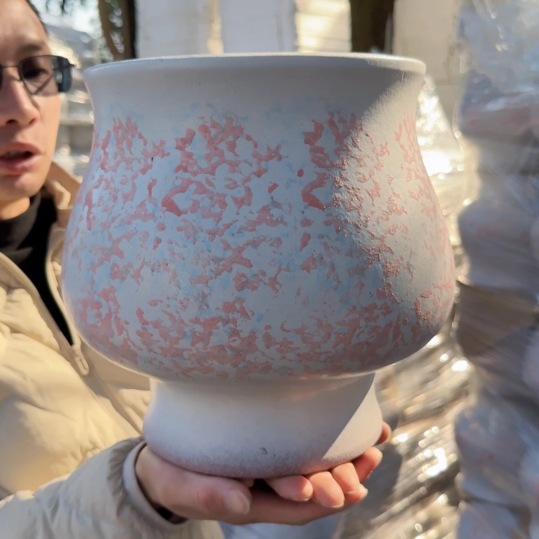 紫砂花盆口22高25（一个粉胖精灵大号