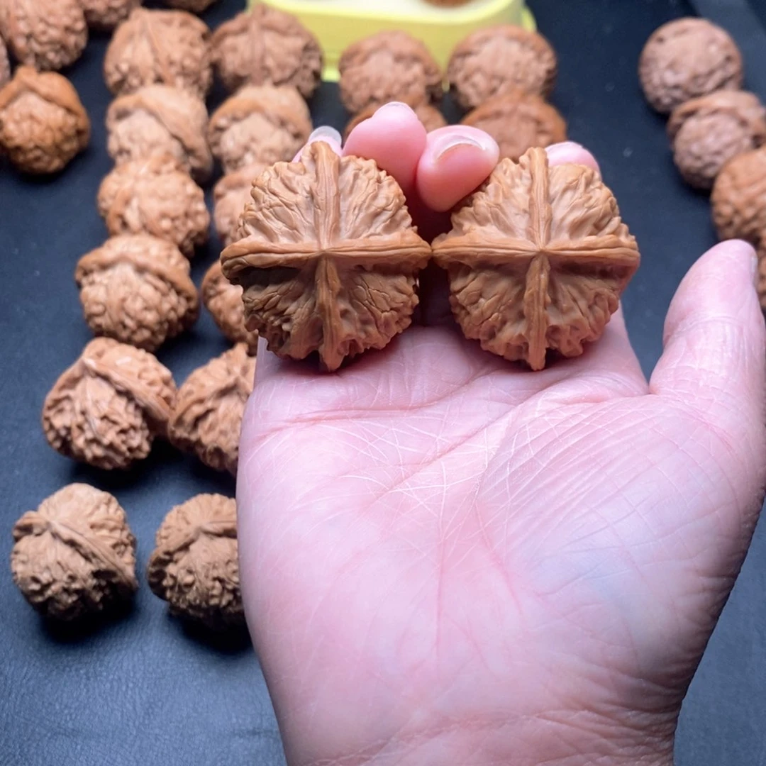 手串/手链橄榄核金锭四棱40