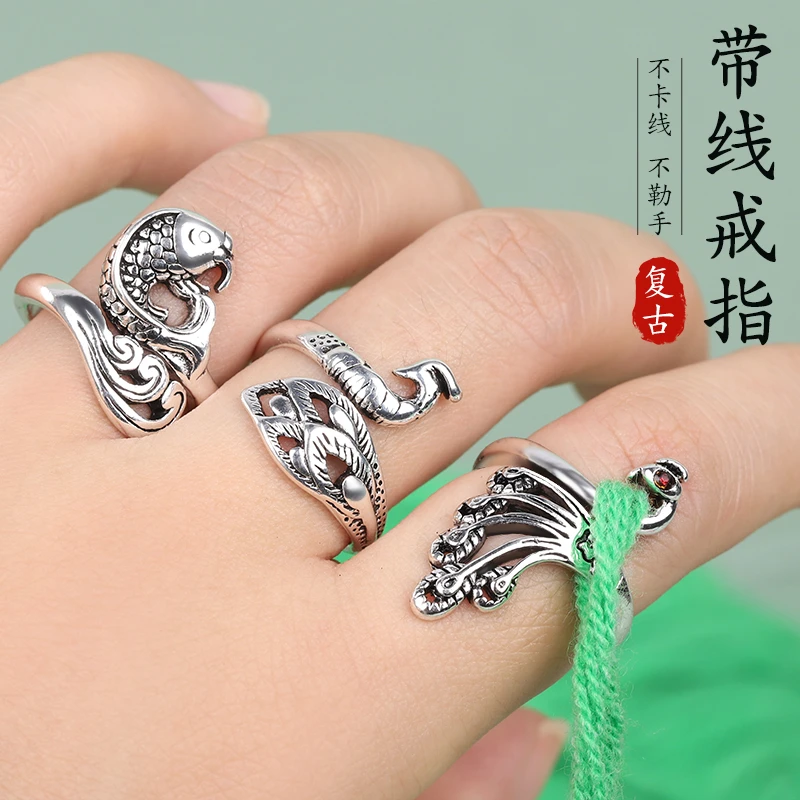 毛线钩针带线神器指环毛衣编织钩针工具可调节复古开口孔雀戒指