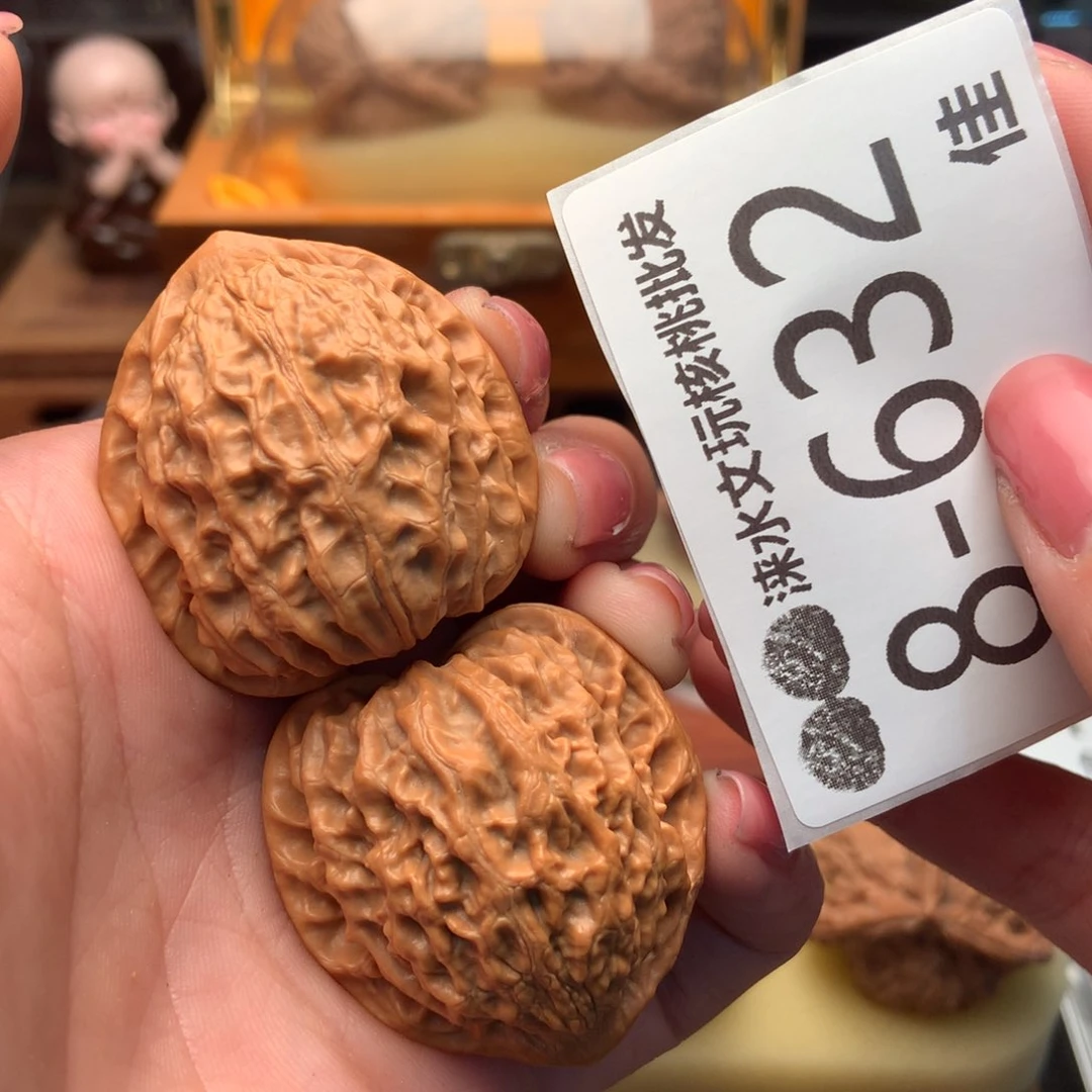 文玩核桃把件37金牛