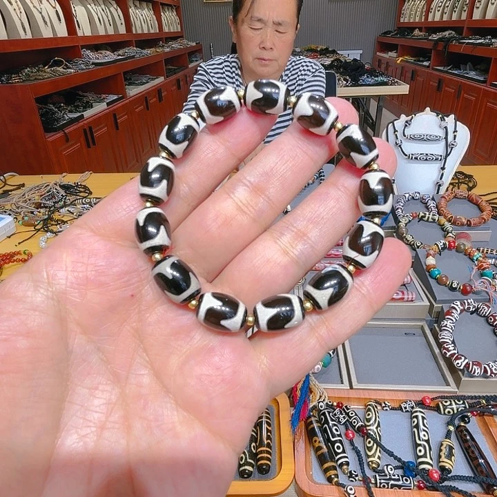 未镶嵌玛瑙/玉髓珠宝奇石