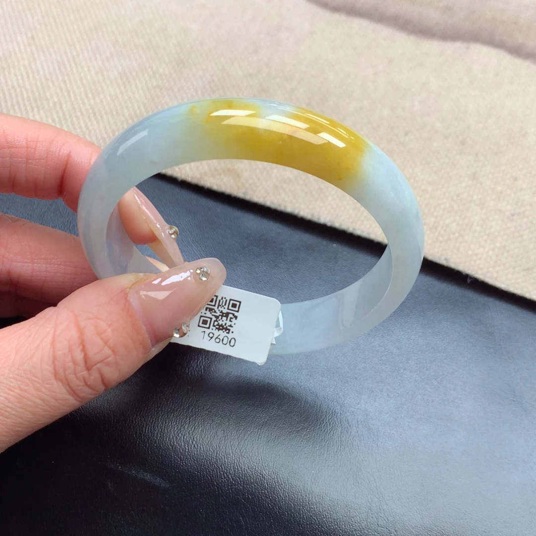 未镶嵌手镯翡翠缅甸翡翠手镯