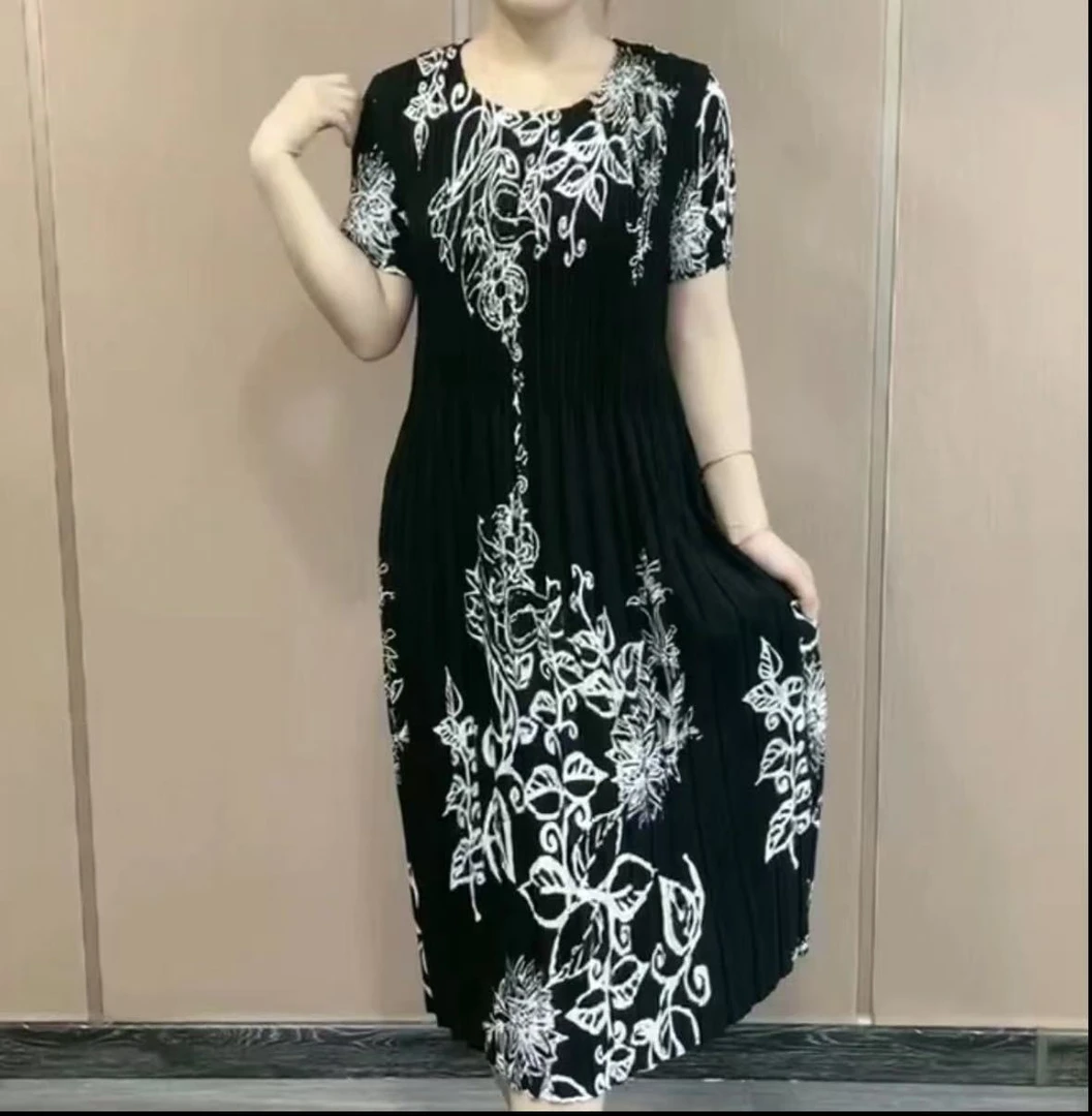 三宅连衣裙宽松显瘦气质夏季减龄碎花休闲百搭收腰中长款印花