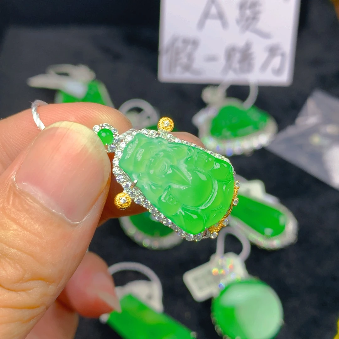 颈饰银S925镶嵌翡翠
