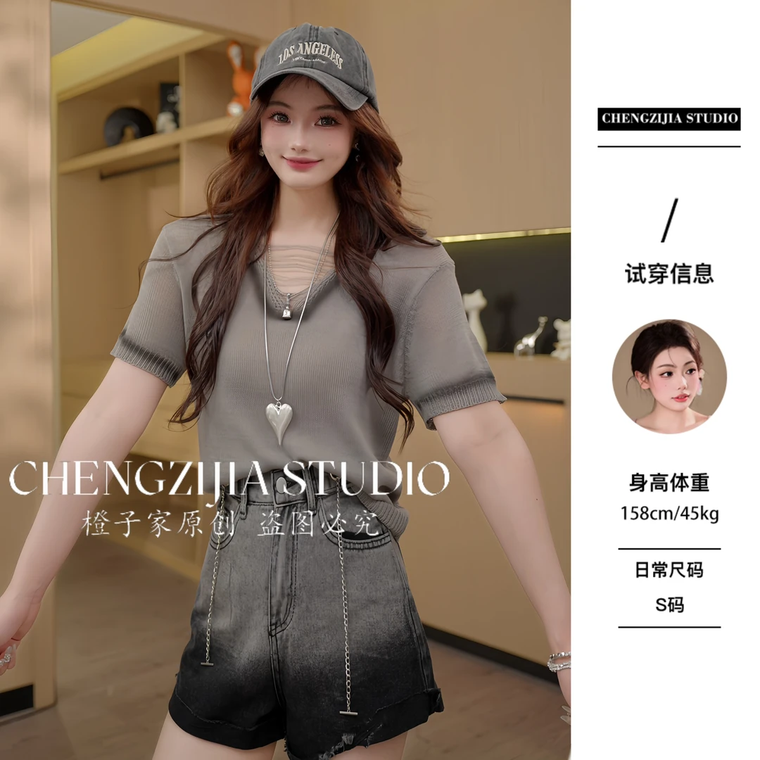 【裴诗婷】橙子·studio 【】TX00070磨破渐变V领上衣05