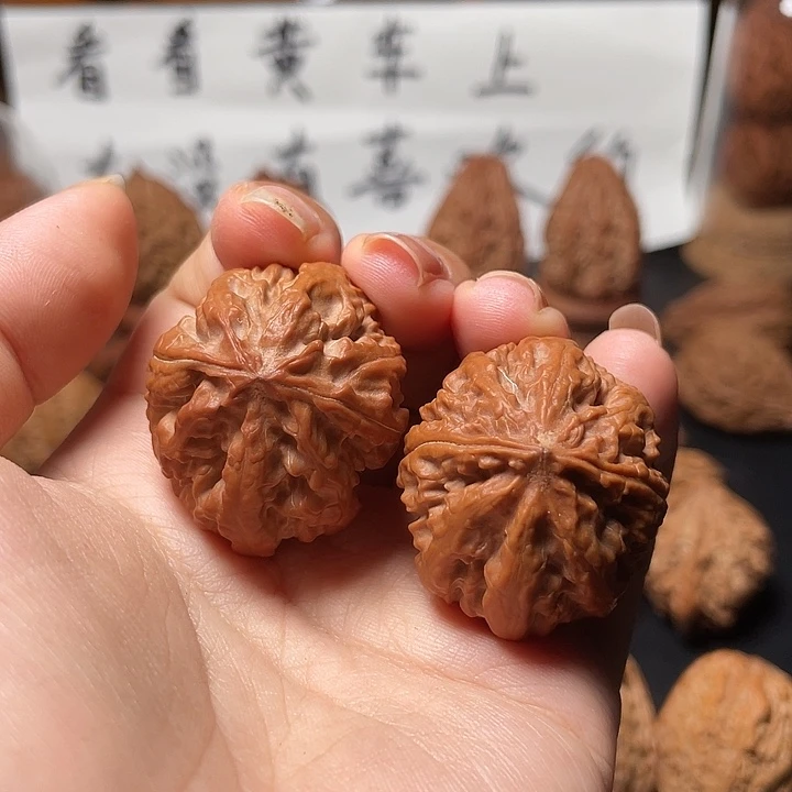 文玩核桃把件磨盘