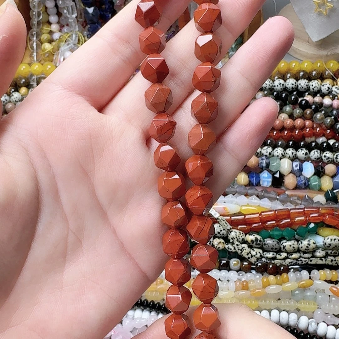 未镶嵌玛瑙/玉髓珠宝半成品红石万切一条