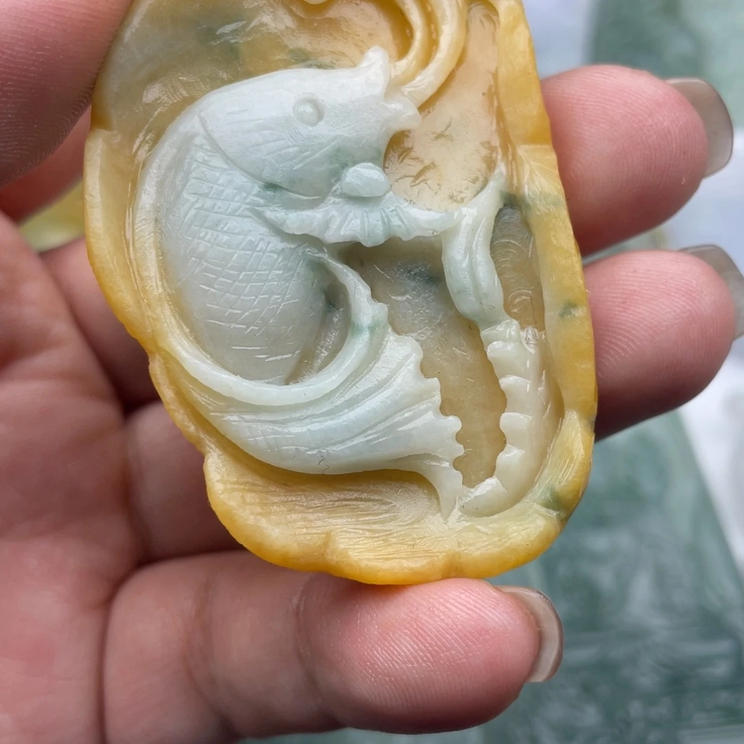 孤***者翡翠未镶嵌颈饰翡翠