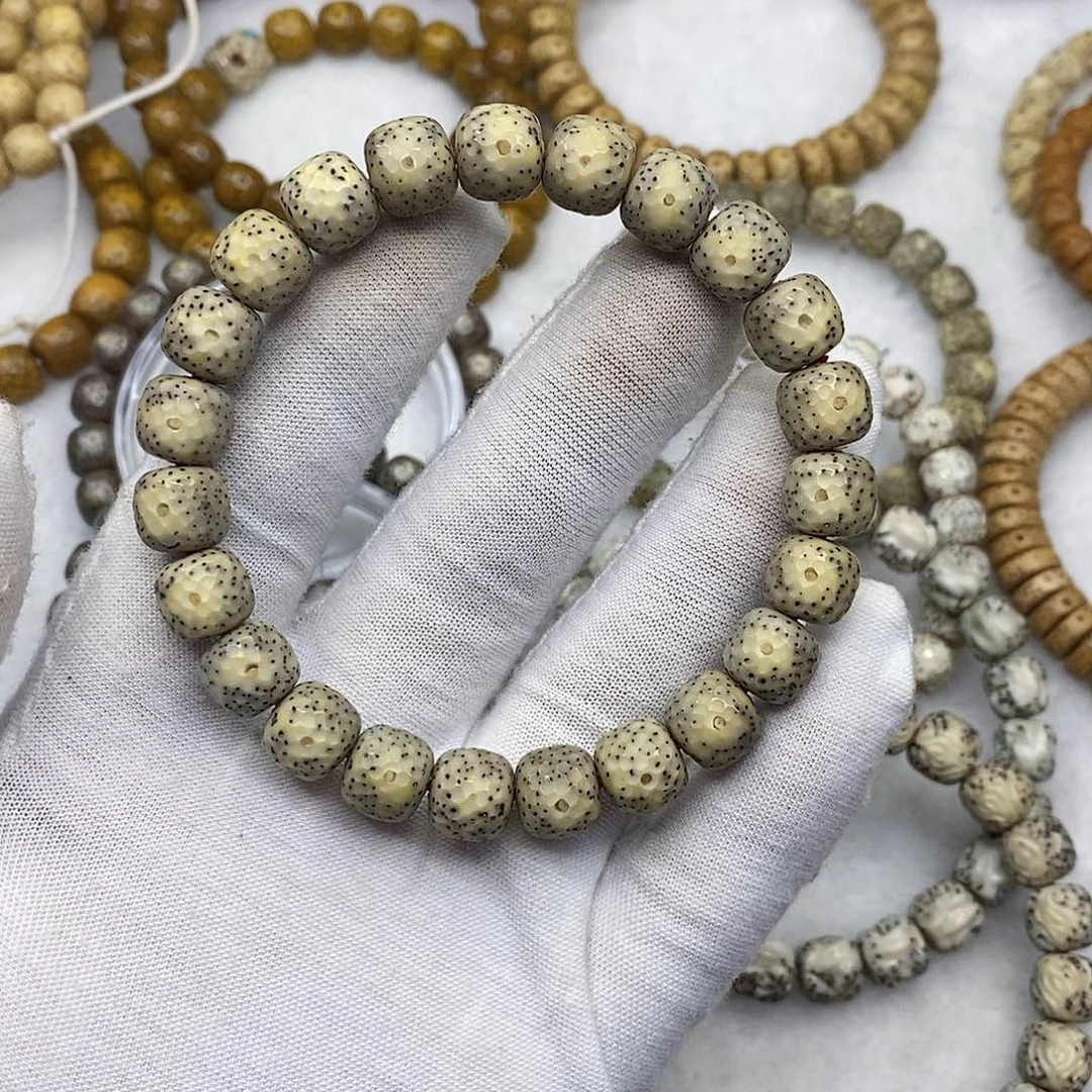 星月菩提手串10龙鳞